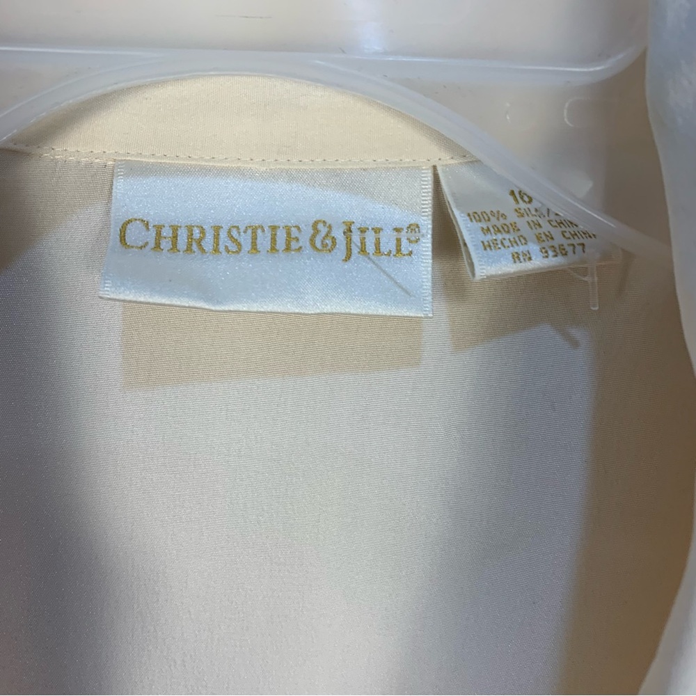 Christie & Jill VTG 100% Silk Cream Jacket Blouse - Picture 6 of 13